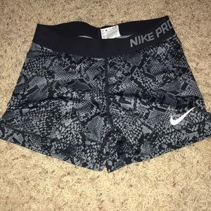nike pros